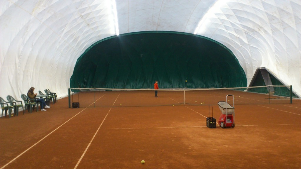 Tenisové kurty